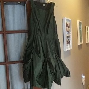 Unique Eva Franco green dress